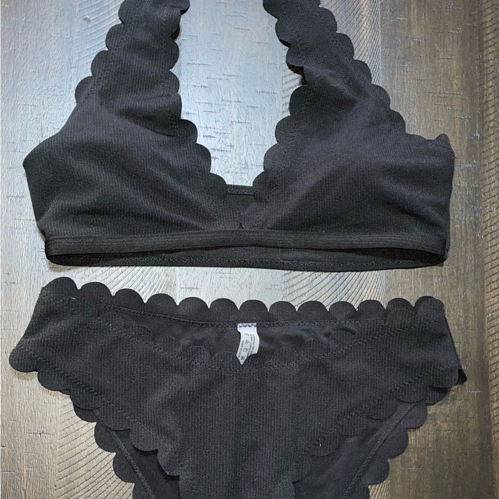 Scalloped Black Swim Set